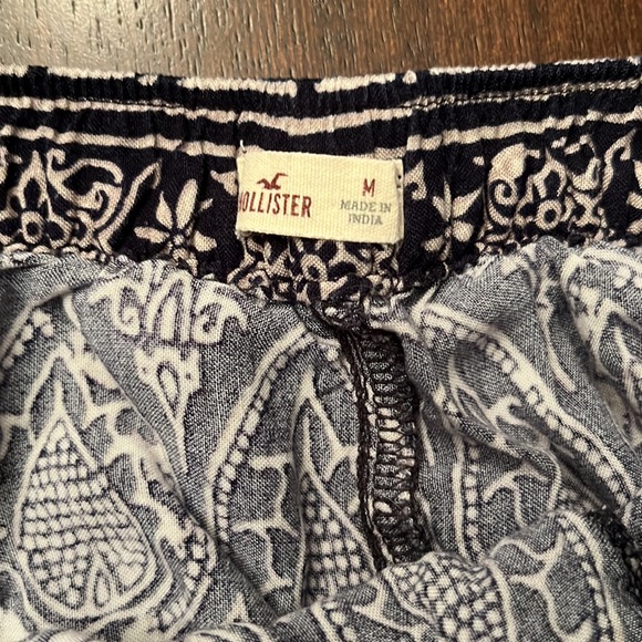 Hollister boho printed drawstring shorts - Picture 3 of 5